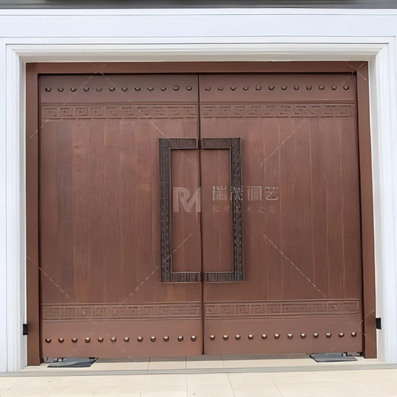Exquisite Copper Gate of Qianshan Mansion