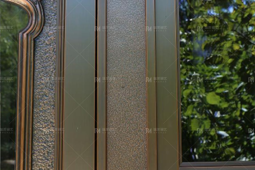 Graceful Glass Copper Doors for Yuanyang Wanhe Mansion3.jpg