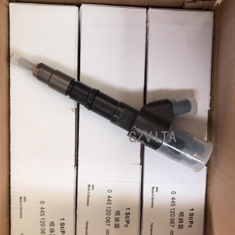 0429098 Common rail injector 0445120067 For Volvo Excavators 20798683 Nozzle