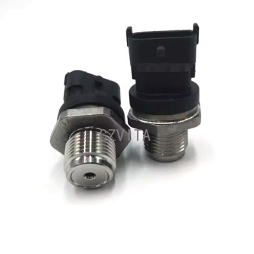 Common Rail Pressure Sensor 6754-72-1210 For WA320-6 SAA6D107E
