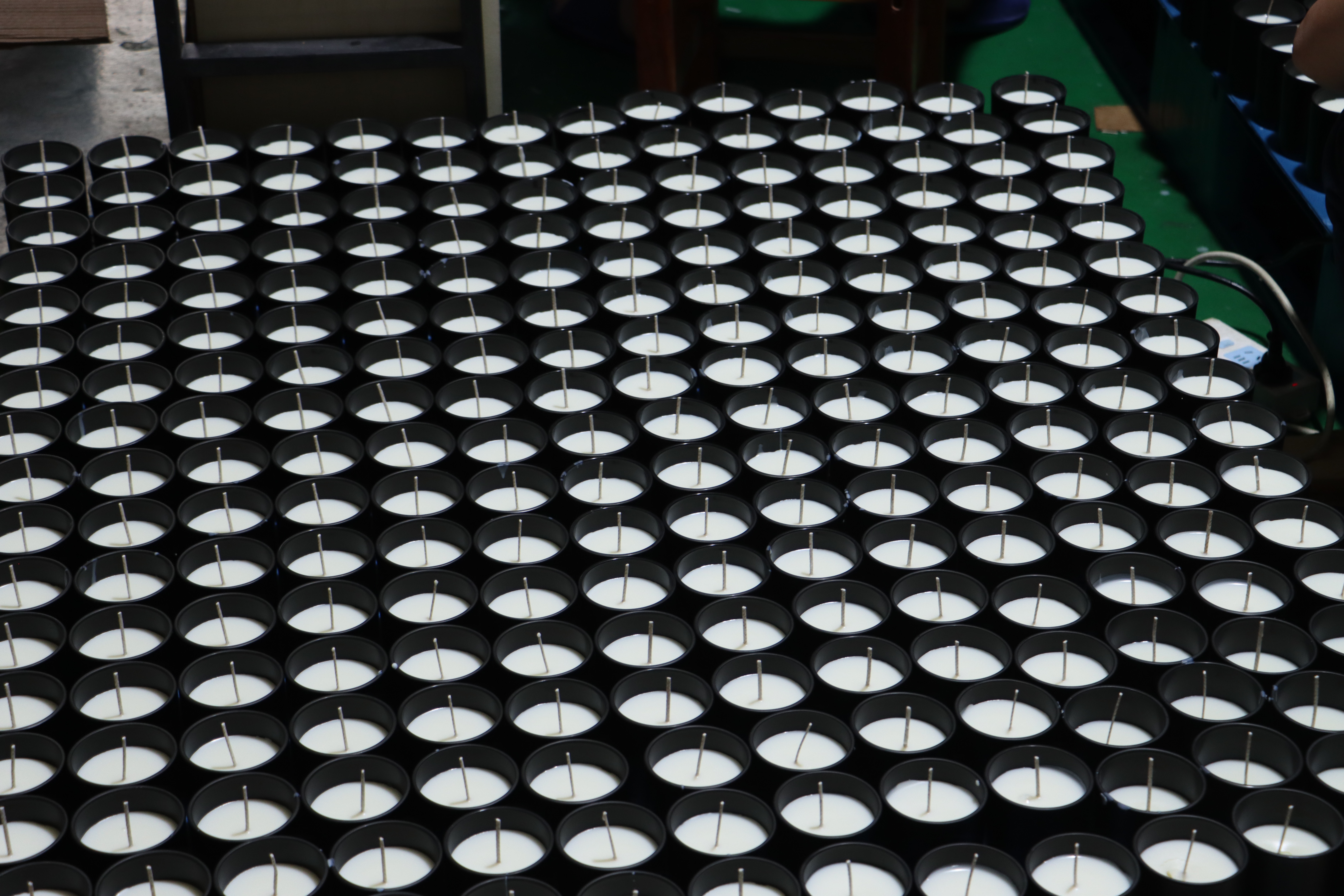 New scented candle production line