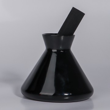 Trumpet perfume bottle glass empty bottle home dec...