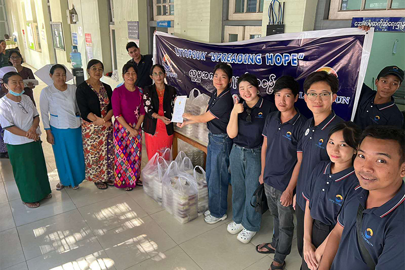 Charity Event Delivers 2,000 Lunch Boxes to Those in Need