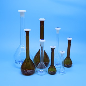Volumetric Flask with PP Stopper