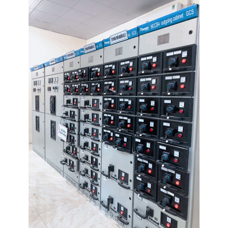 GCS-LV-With-drawable-Type-Switchgear2.jpg