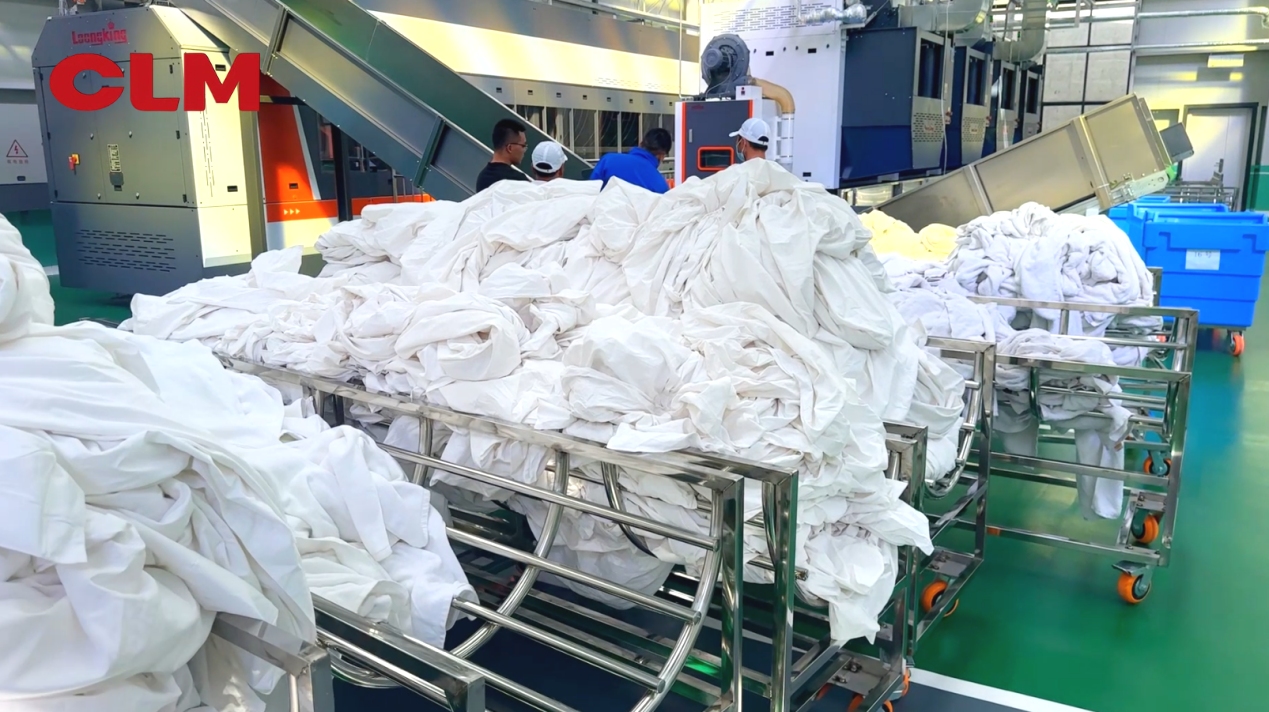 Tres Pasos Clave para Dominar el Lavado de Ropa Médica