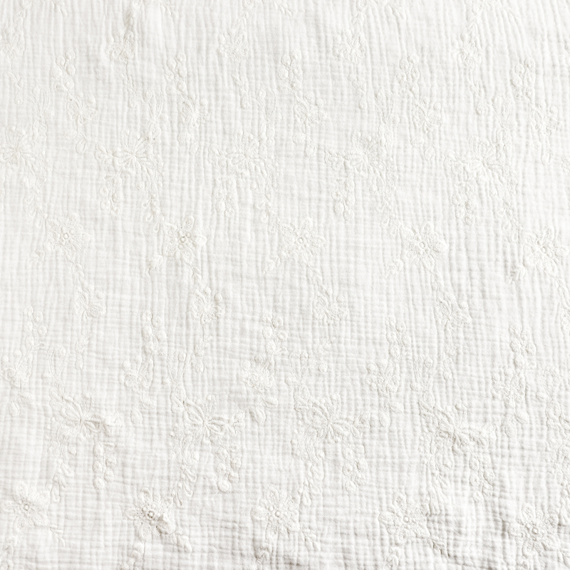 Premium-100%-Cotton-Embroidery-Fabric-–-Heavyweight-&-Customizable-Textile4.jpg