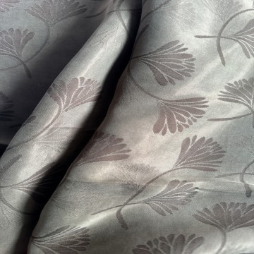 Hochwertiger Viskose-Jacquard-Stoff für Damenbekleidung