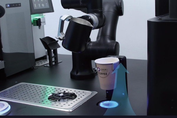 Open robot latte art coffee bar 7