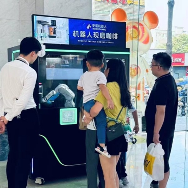 Why 2025 Is the Year of AI-Driven Smart Retail