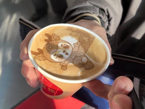 Anno AI Robot Cafe Experience Debuts at Jiuyuan Mansion Hotel, Baoto