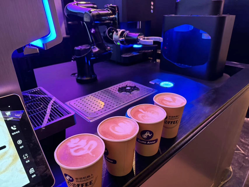 Caffè e barista a Ya'an1.jpg