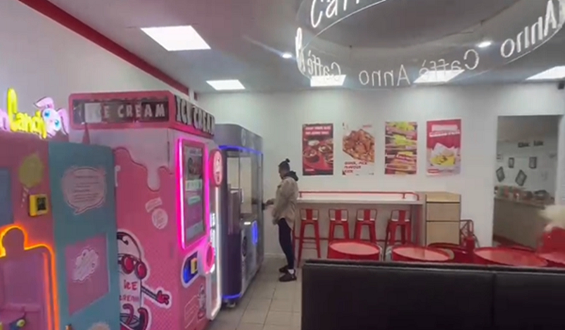 coffee kiosk in  Birmingham2.jpg