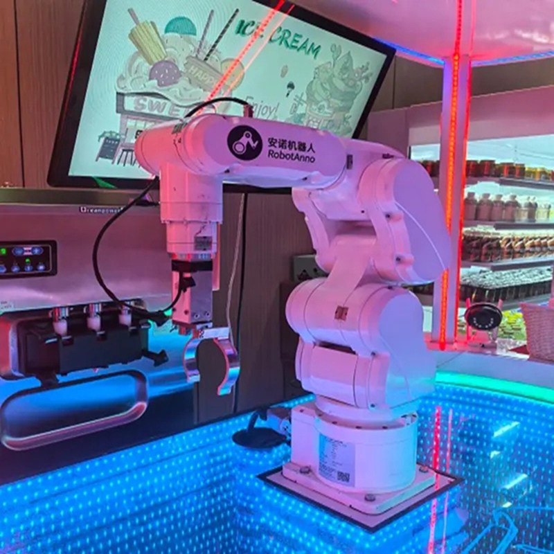 ice-cream-kiosk-at-nanshan2.jpg