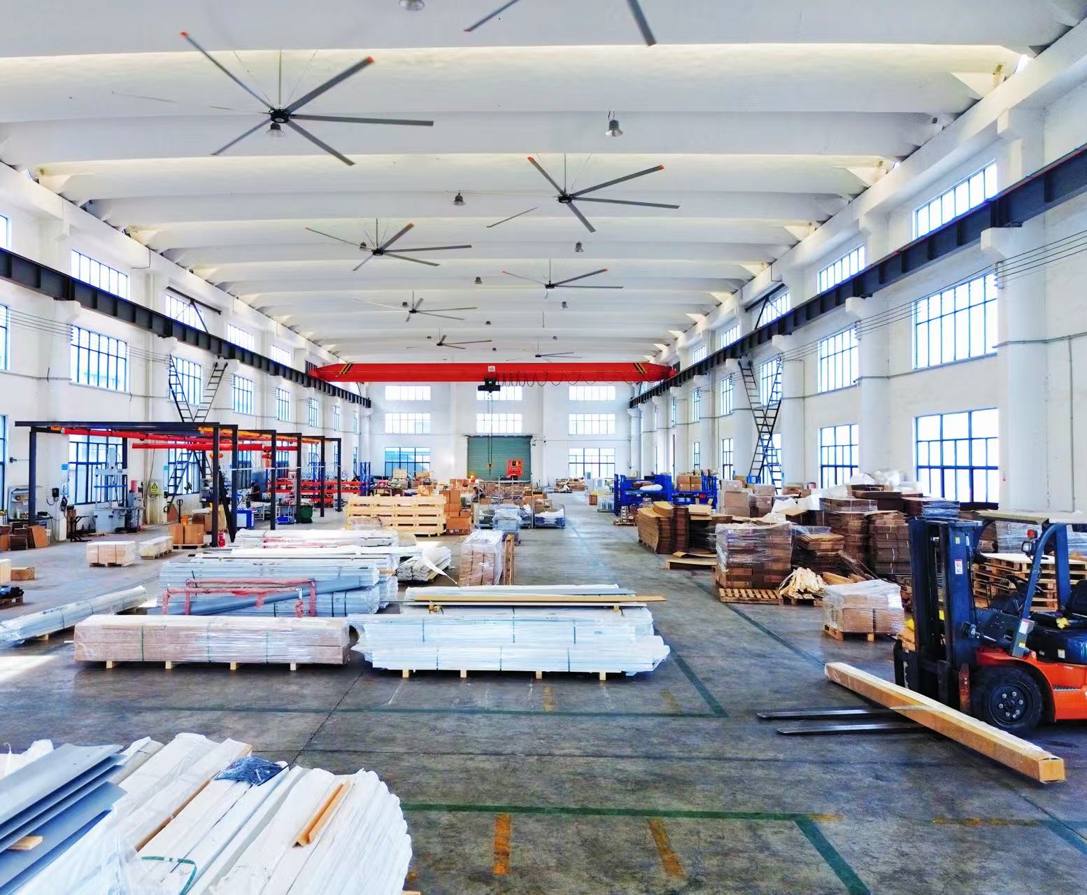 Li-Big Outdoor Ceiling Fans: Matsete a Bohlale a Bobolokelo le Libaka tse Bulehileng
