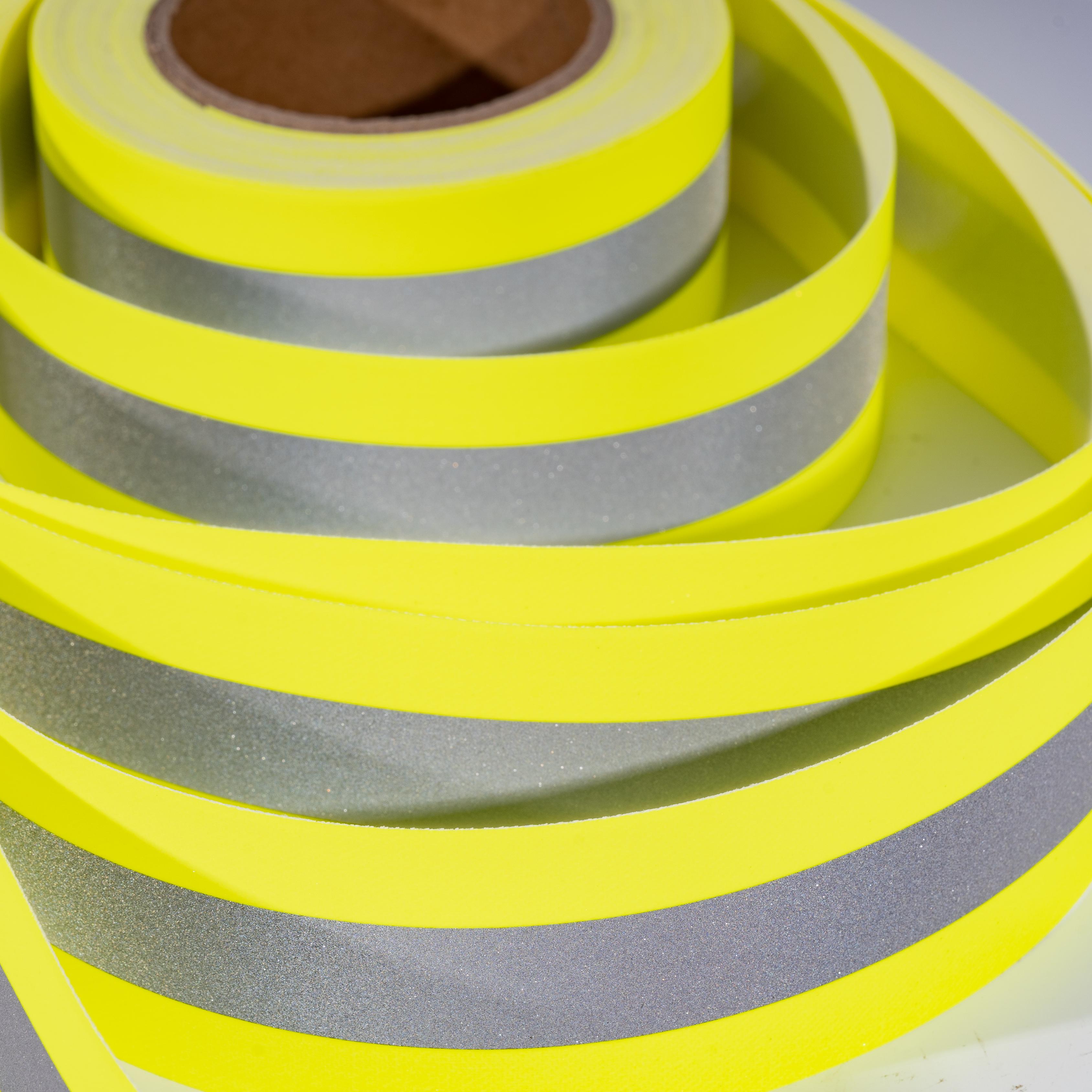 DMZ04-Oxford Tape with D4102 gray reflective heat (3).jpg