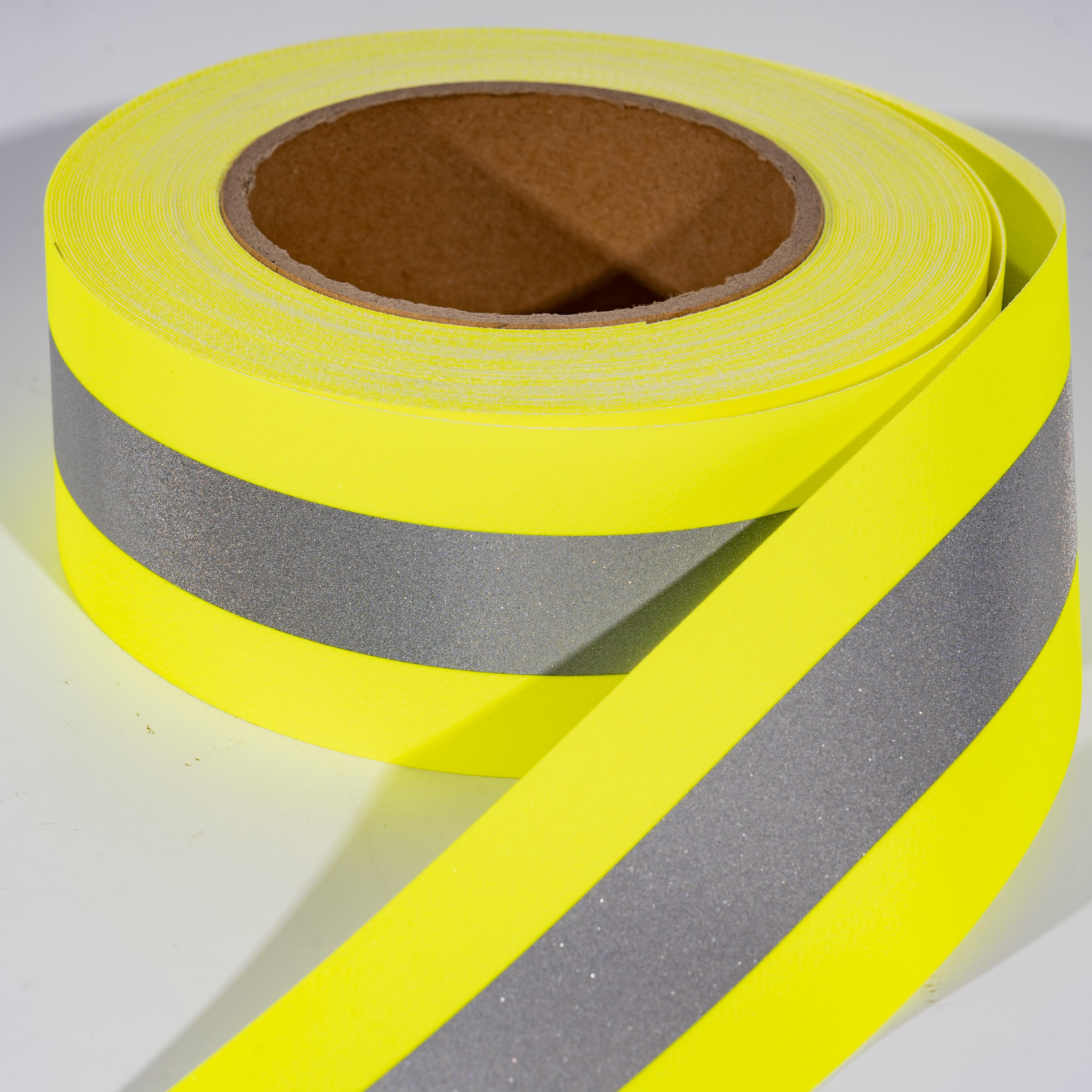 DMZ04-Oxford Tape with D4102 gray reflective heat (5).jpg
