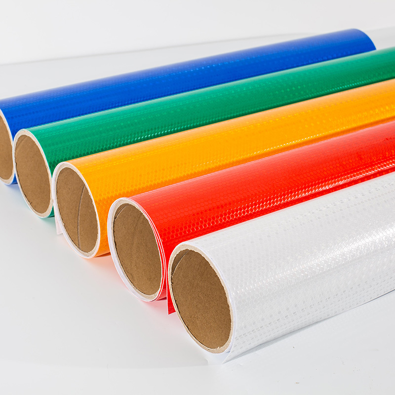 DM3300 Prismatic Commercial Grade Sheeting (4).jpg