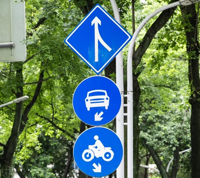 permanent traffic signs2