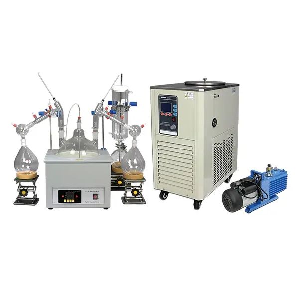 How is vacuum distillation different from steam distillation?