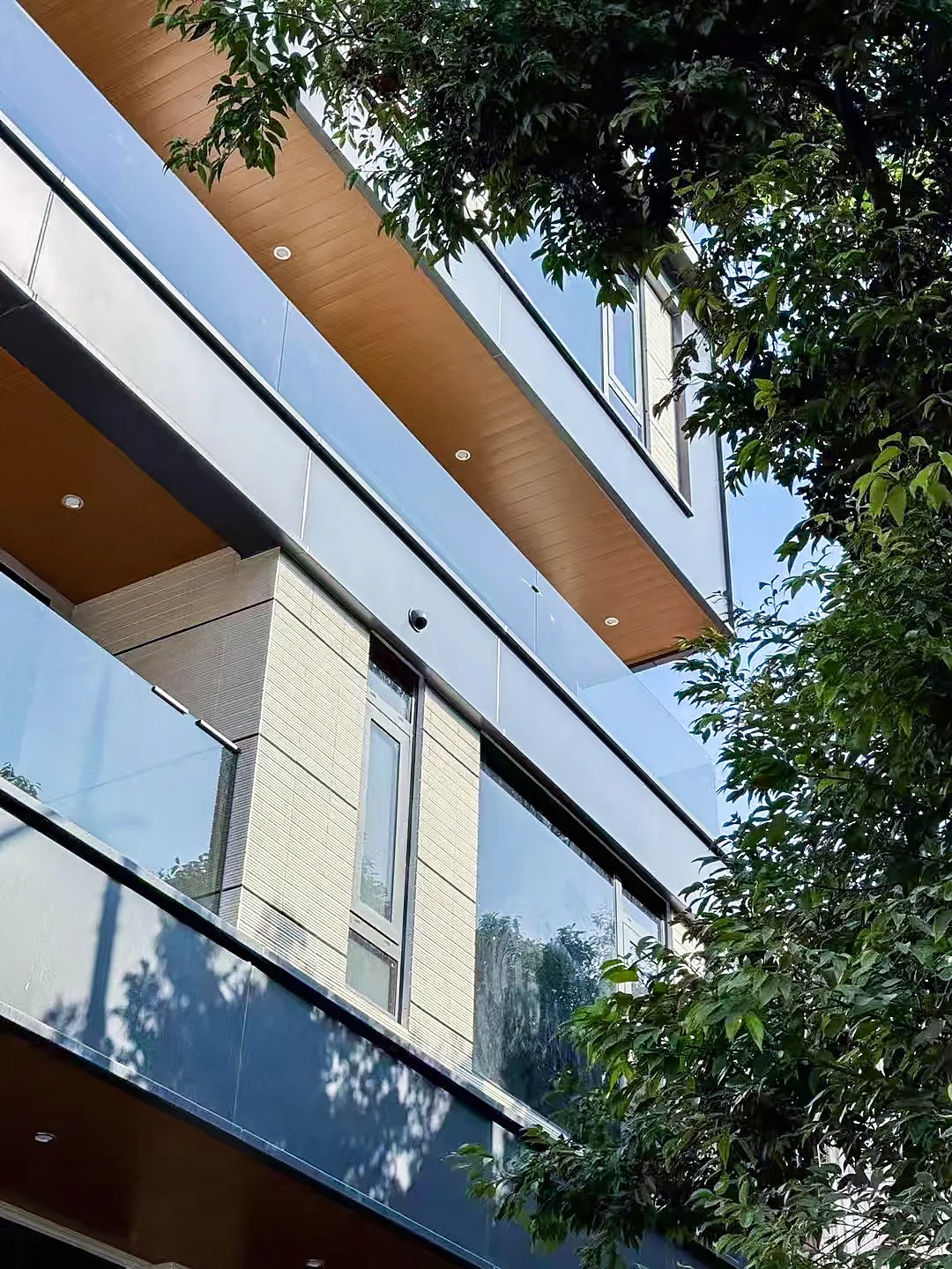 Suozhe Doors and Windows Crafting the Ideal Choice for Foshan Villas (3)