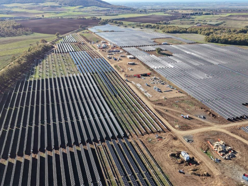 EU Supercharges Grid Reform: Lightning-Fast Approvals for Solar & Storage