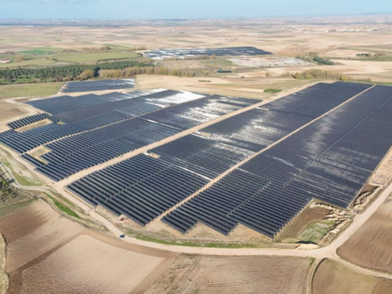 Electricity prices plummet by 19%! Spain overcomes rising natural gas prices with solar and wind power.
