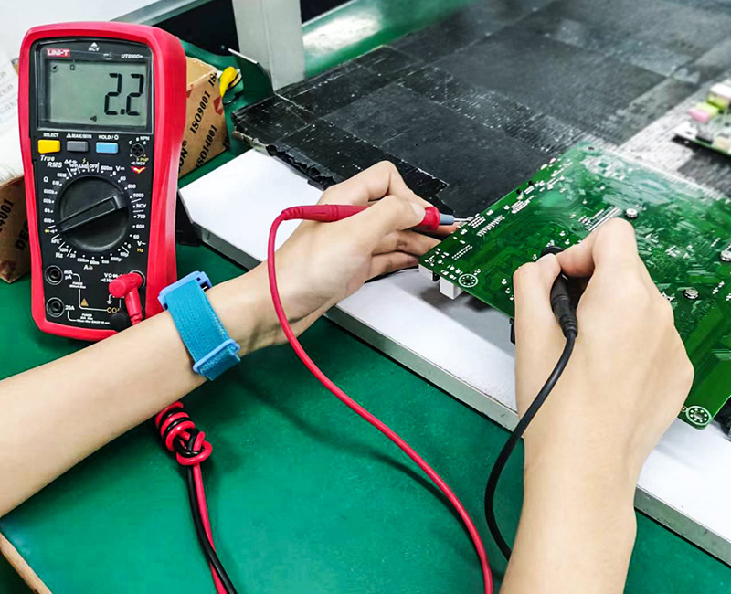 Services professionnels de tests fonctionnels pour vos produits électroniques (