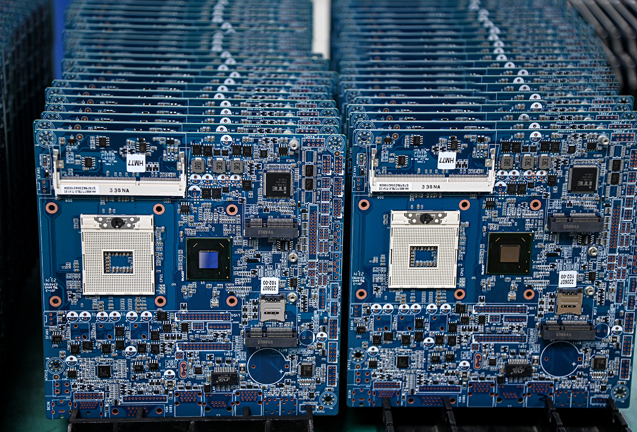 مونتاژ PCB با حجم بالا