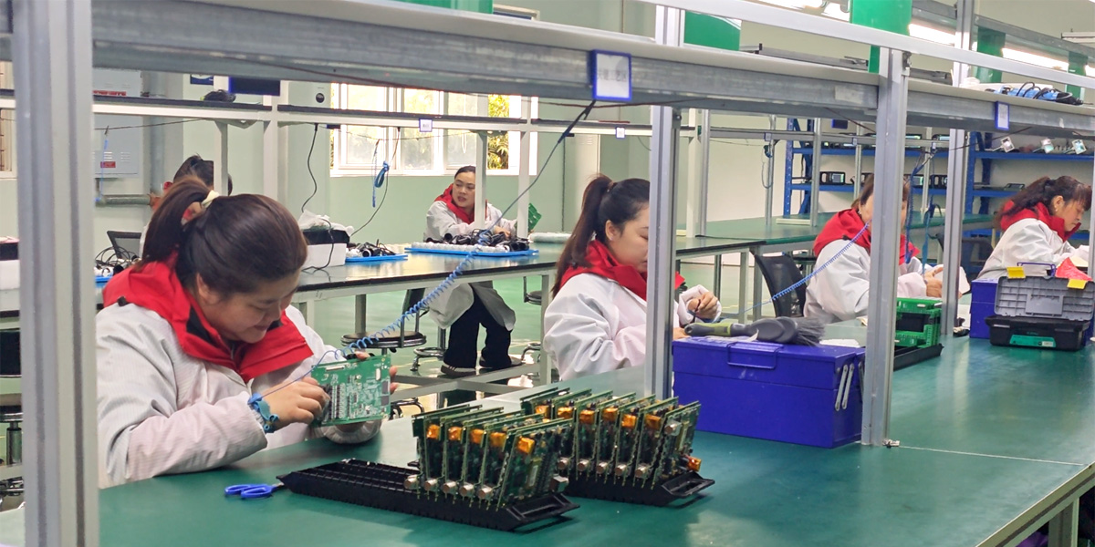 the factory of veterinary ultrasound machines.jpg