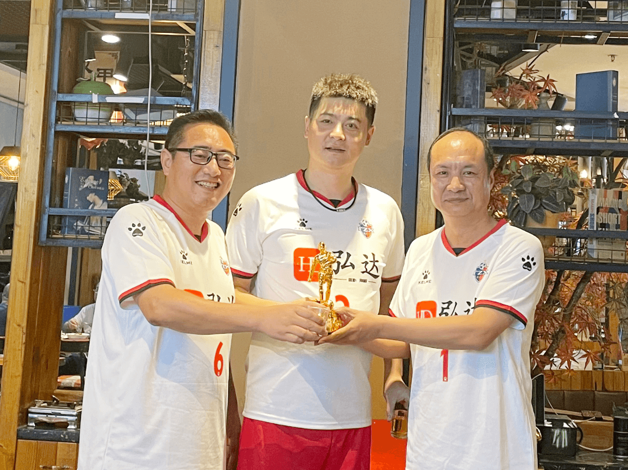 Shenzhen Hongda New Energy Employees Face Off Against Sponsored Fu Zhi Xing Football Club(5).png