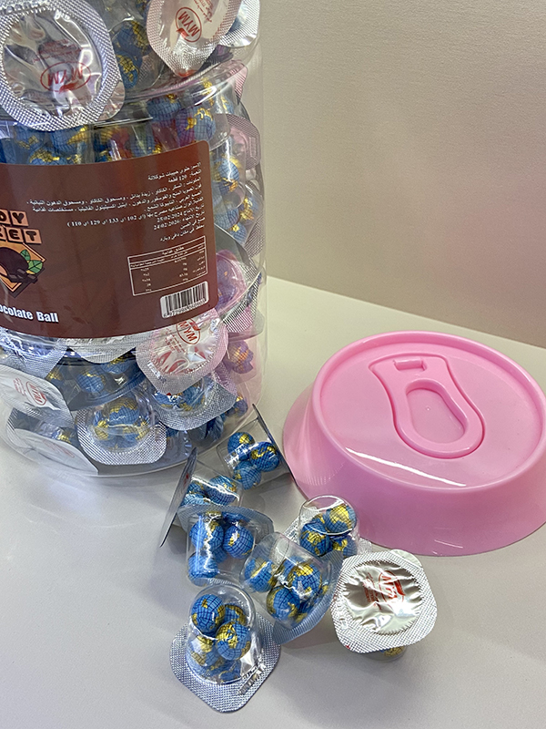 Large Cola Bucket Candy toy supplier Mellow Chocolate Ball Candy (1)