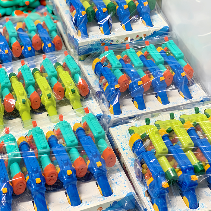 Mixed Fruit flavor jelly bean Water Gun Candy Toys Fun Candy toy Supplier (4).jpg