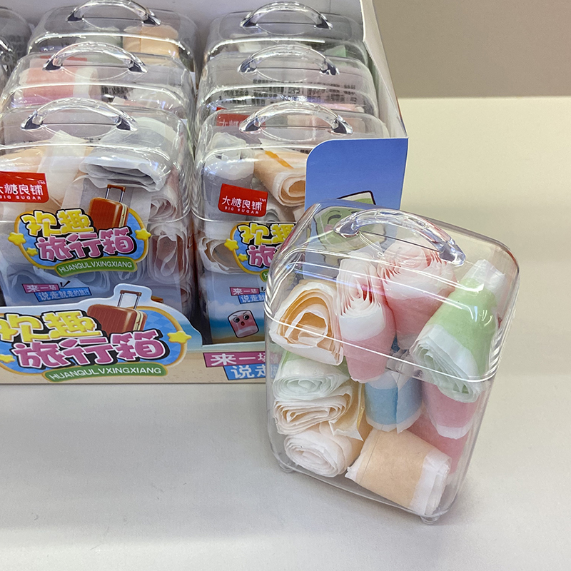 Travel box shaped toy bags, fruit flavored rolls, candy toy manufacturers (2)