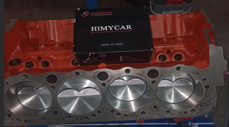 The forged piston fits perfectly in Chevrolet GM SBC 350 400