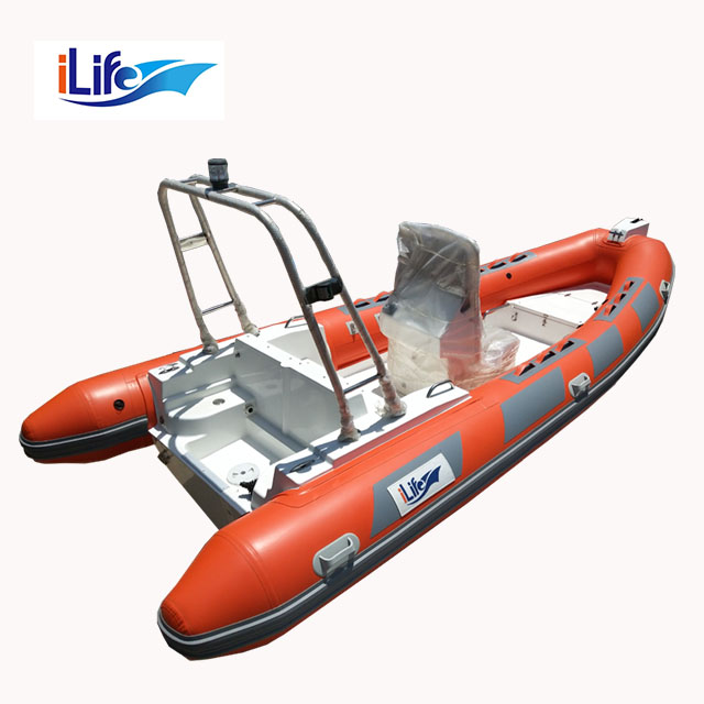 pvc-vs-hypalon-inflatable-boat-material.jpg / Alt: Comparing 0.9mm PVC, 1.2mm PVC, and Hypalon fabrics for inflatable boats