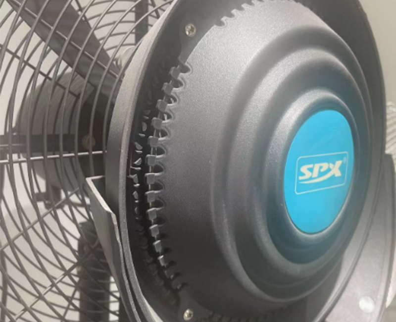 3.Outdoor-portable-Cooling-Fan-with-humidifier.jpg