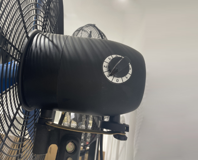 5.Outdoor-Portable-Misty-Fan-with-Humidifier.jpg