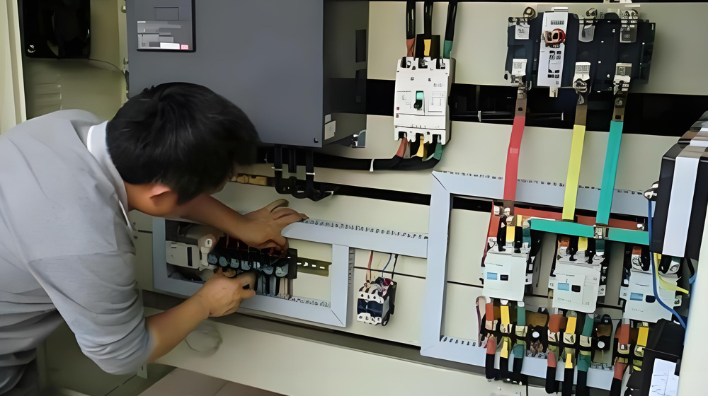 Distribution cabinet