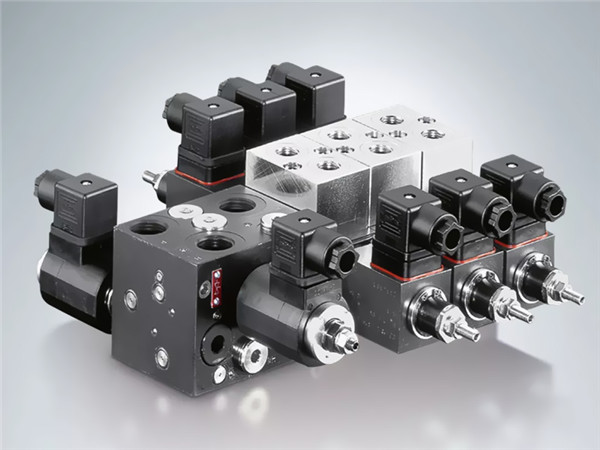 How to Install the Hydraulic Cylinder02.jpg