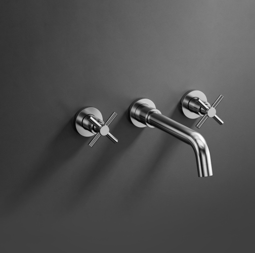 Rénovation de salle de bain en Amérique latine, système de douche dissimulée, plomberie commerciale.jpg