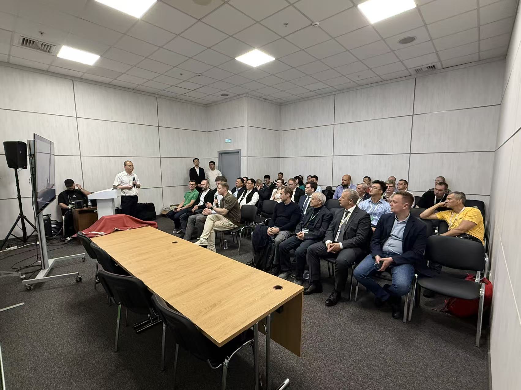Rusya'da Huasheng PVD Sanayi Zirvesi Düzenlendi