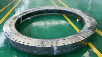 R995  Liebherr  Excavator 932149701 Slewing Bearing Swing Gear Swing Circle