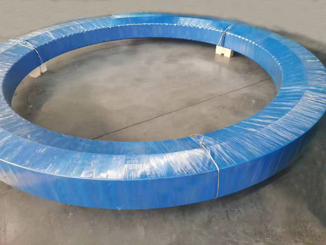 Komatsu Excavator PC3000 slewing bearing   swing circle PC4000 Slewing Ring Part No89661140