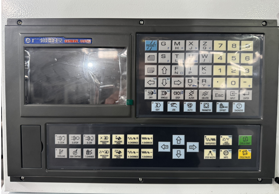 Flat Bed CNC Lathe With Linear Guide (3)