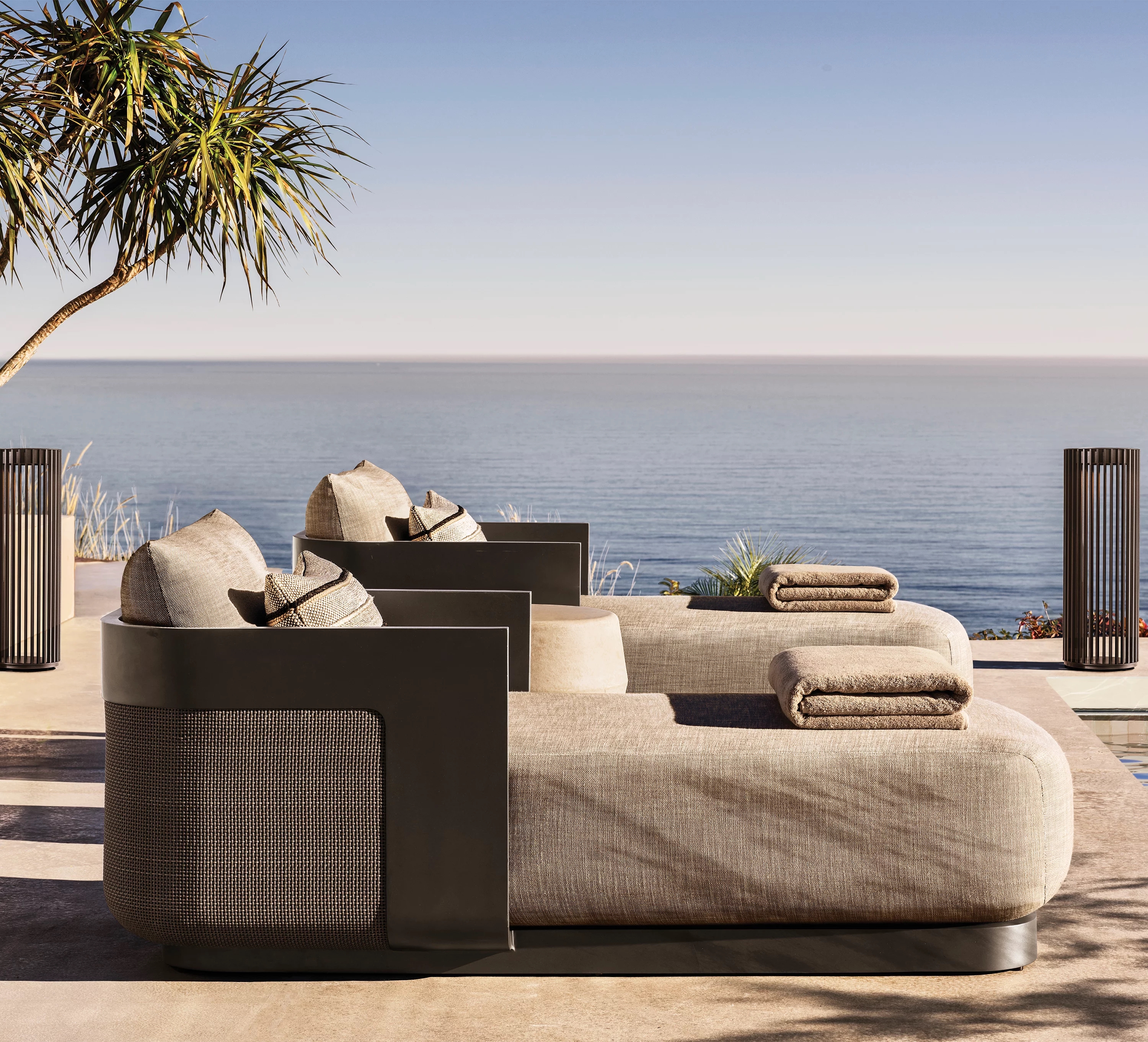 US25OD1_46x47_M596_RHR