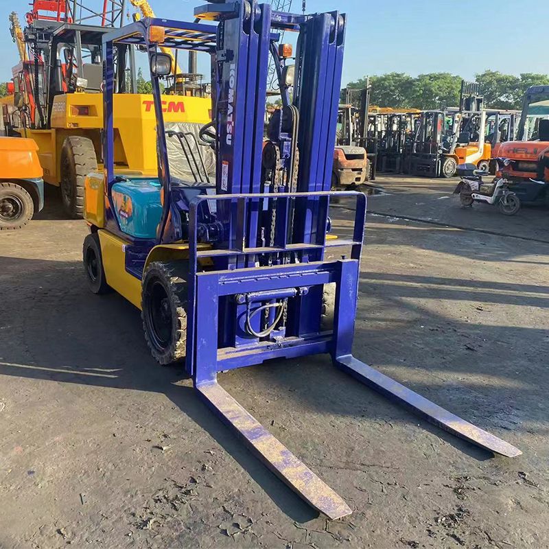 komatsu 3ton (1)ihj