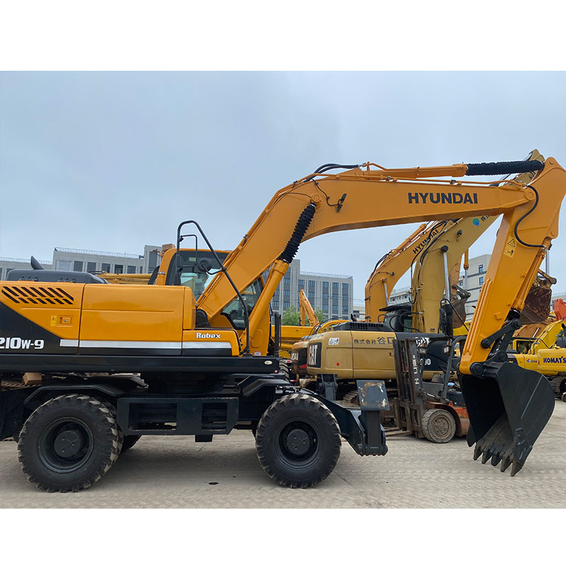 Good Condition South Korea Excavator Used Hyundai 210w-9 Wheel Excavator For Sale