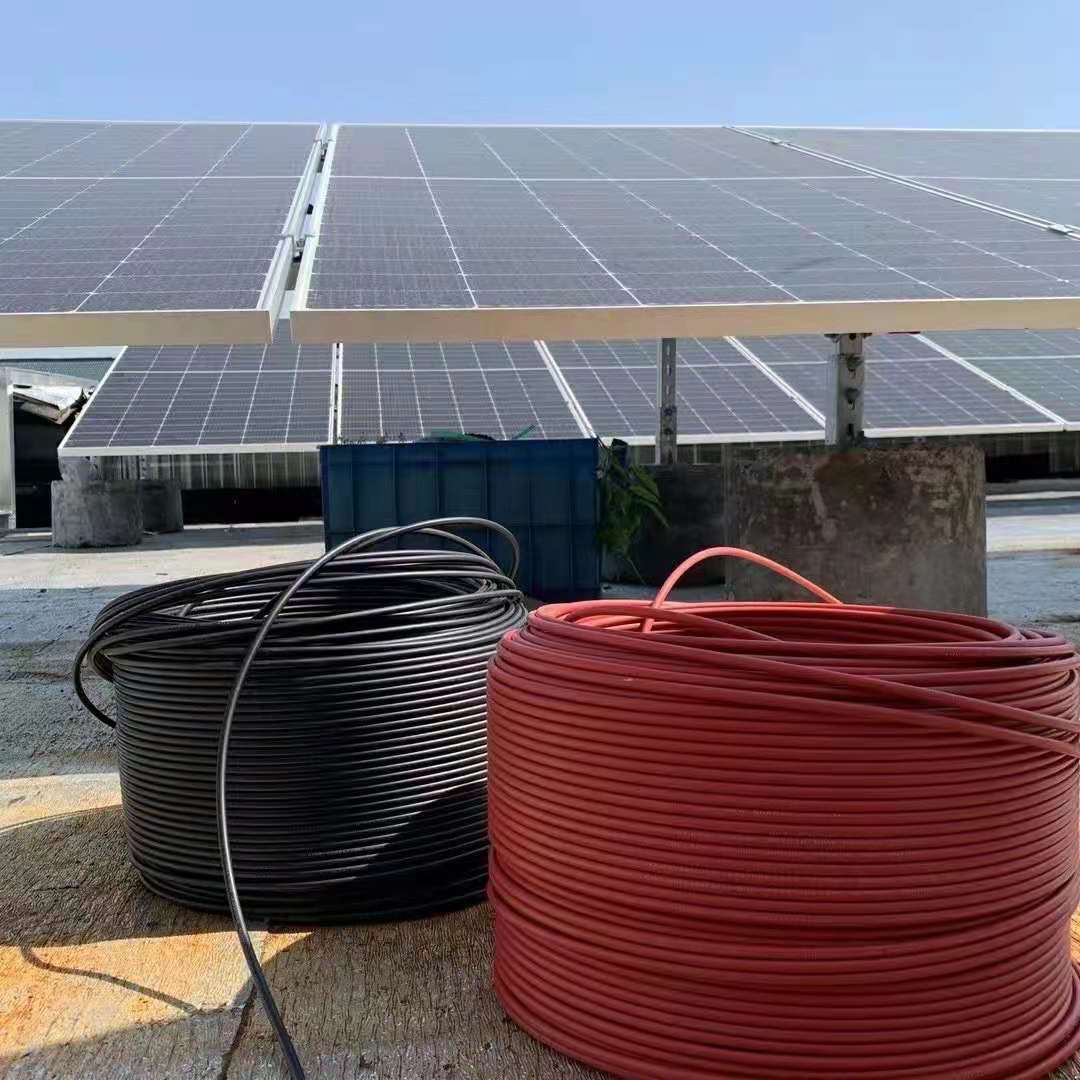 Les 10 meilleurs accessoires photovoltaïques pour améliorer votre système d'énergie solaire en 2025
