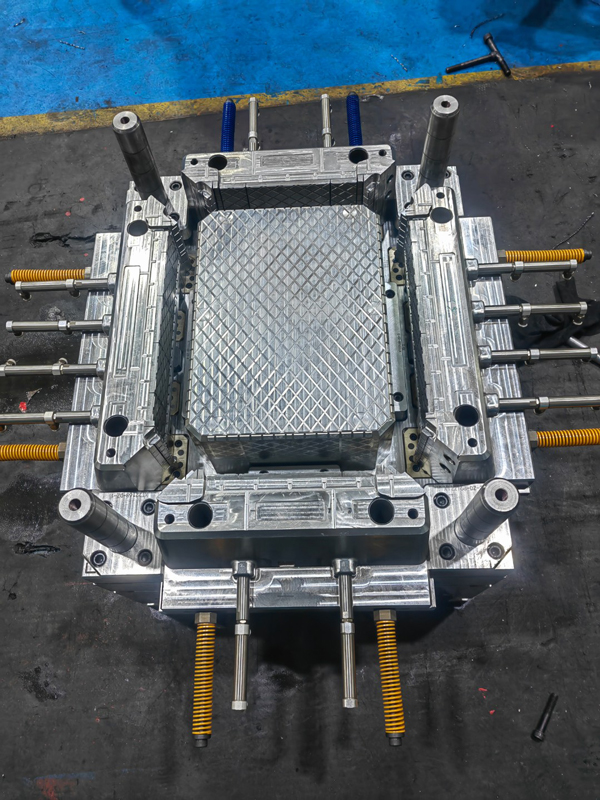 crate-mould-(11).jpg
